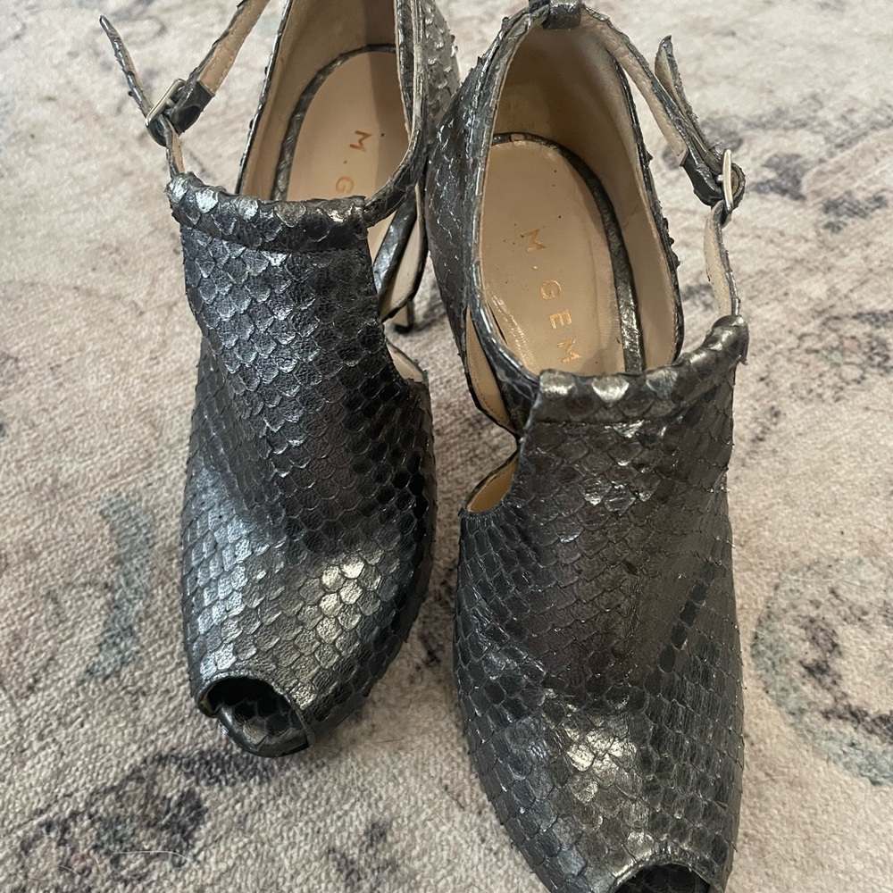 M.Gemi Silver Peep Toe Heels